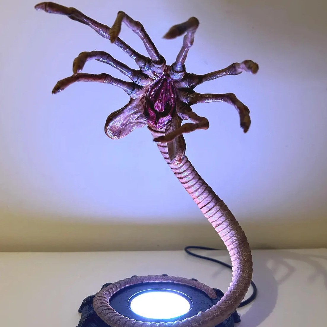 Home Decor Halloween - Alien Facehugger Lamp Nightlight, Flashing Halloween