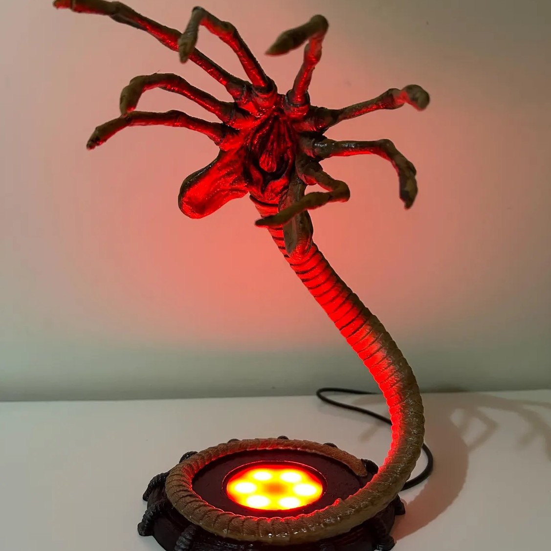 Alien Facehugger Lamp Nightlig - đánh giá và giá Home Decor Halloween